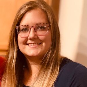 Meet your Posher, Lynsey